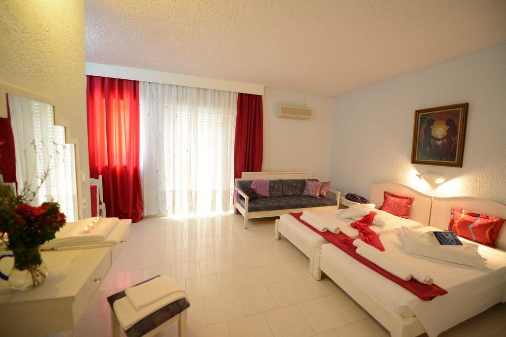 Golden Star Relax Hotel - Adults Only 16 Plus ตีกากี ภายนอก รูปภาพ