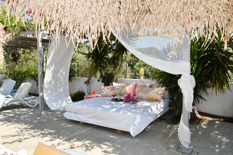 Golden Star Relax Hotel - Adults Only 16 Plus ตีกากี ภายนอก รูปภาพ