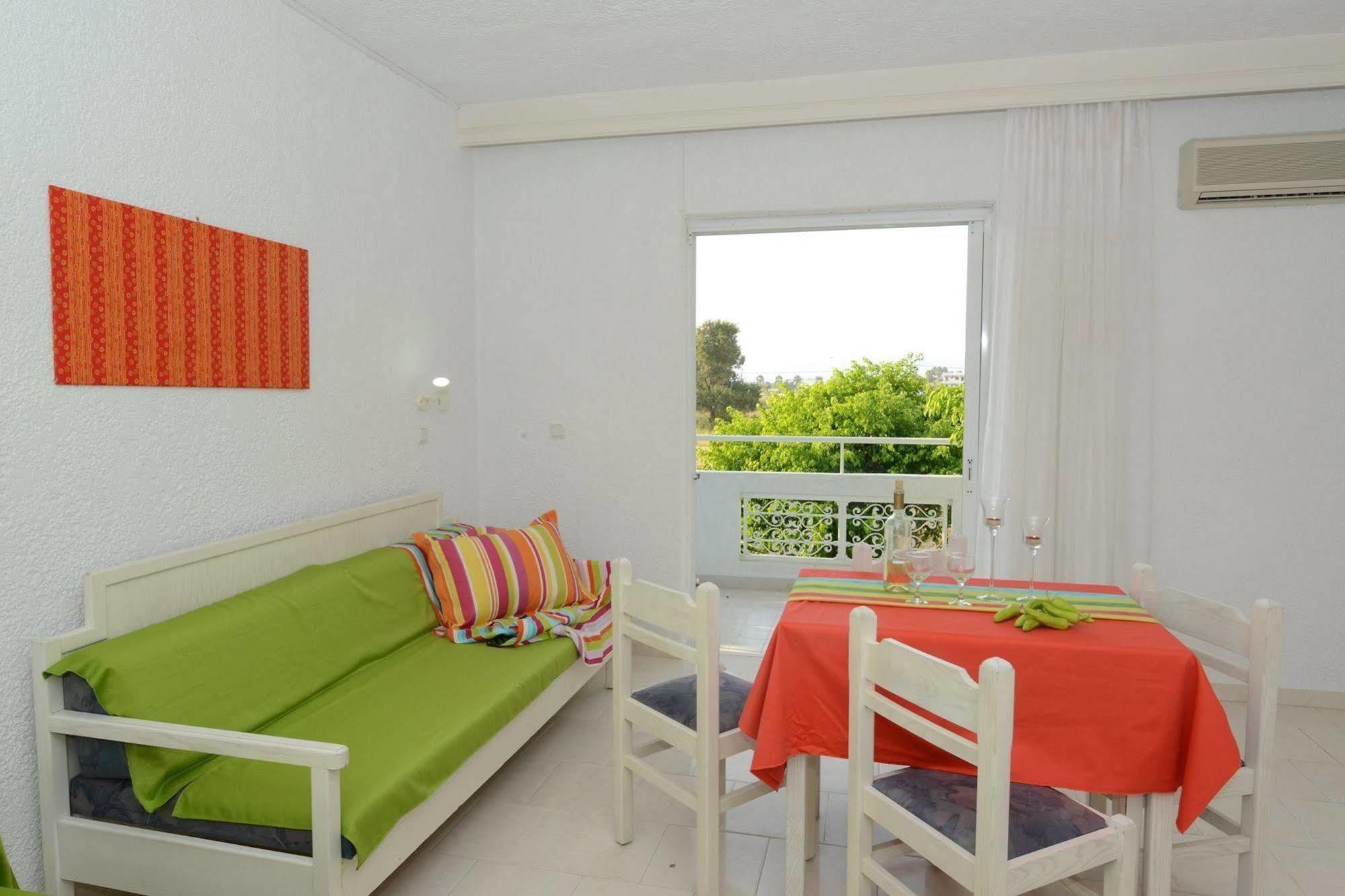 Golden Star Relax Hotel - Adults Only 16 Plus ตีกากี ภายนอก รูปภาพ