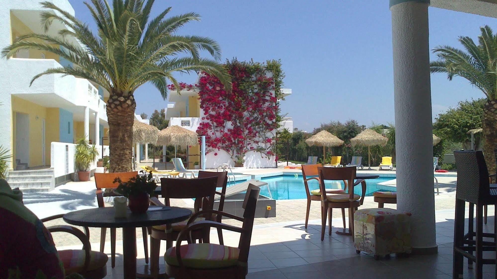 Golden Star Relax Hotel - Adults Only 16 Plus ตีกากี ภายนอก รูปภาพ